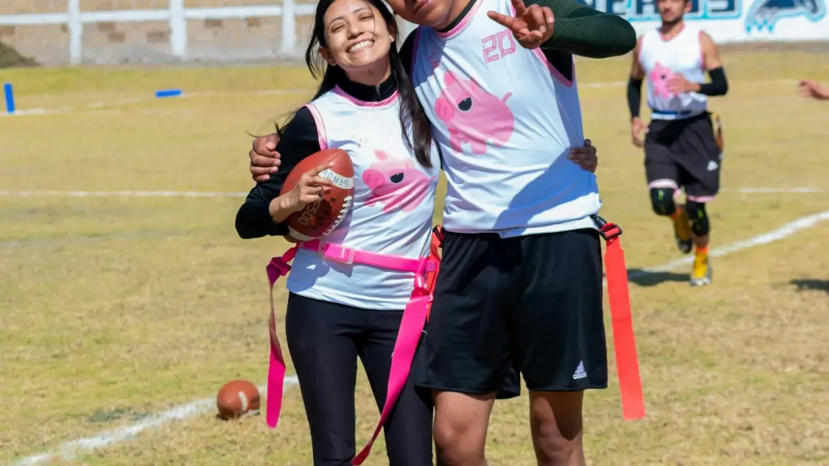Flag Football Team Management: Organizing Youth and Adult Leagues