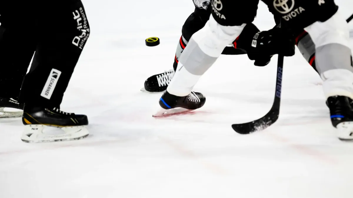 I'm Starting a Beer League Hockey Team — How Do I Organize Everything?