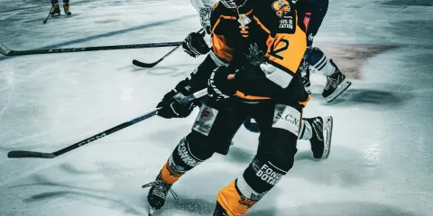 Winter Sports Scheduling: Managing Indoor Leagues and Ice Time